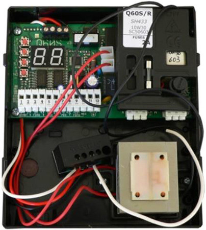PROTECO Q60RS Tolókapu motor vezérlés