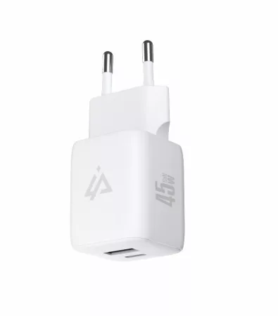 USB Adapter iPEAX GaN USB/USB-C 90010132 White