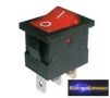   1ák.3p.2áll.Világító billenő kapcsoló.250V/6.5A.Piros világítással.