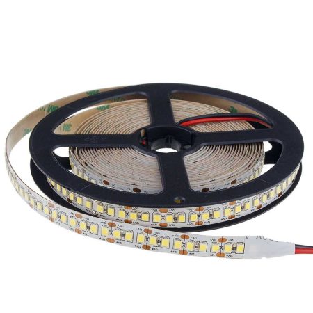 LED szalag, 12V, 196SMD/m, 12mm, 20W/m, 2100Lm/m; Fehér fény IP65