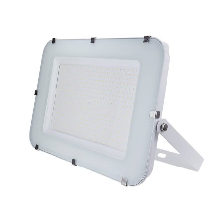 LED reflektor 300W, SMD fehér, 150°, IP65,semleges fehér fény, 100cm kábellel LED reflektor 300W, SMD fehér, 150°, IP65,semleges fehér fény, 100cm kábellel