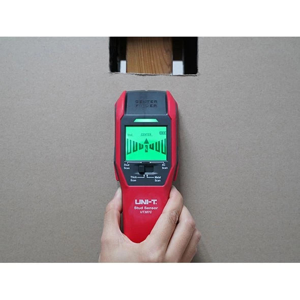Fém, fa és elektromos érzékelő UNI-T UT387C