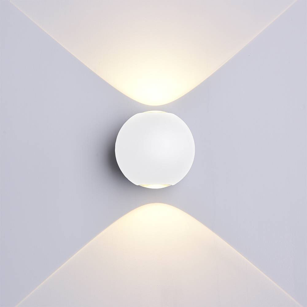 Fehér fali lámpa,230V, 6W,446LM,3000K - IP54 Fehér fali lámpa,230V, 6W,446LM,3000K - IP54